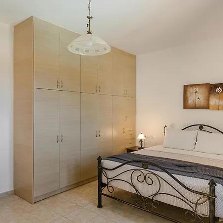 Helios * Spartia (Kefalonia)